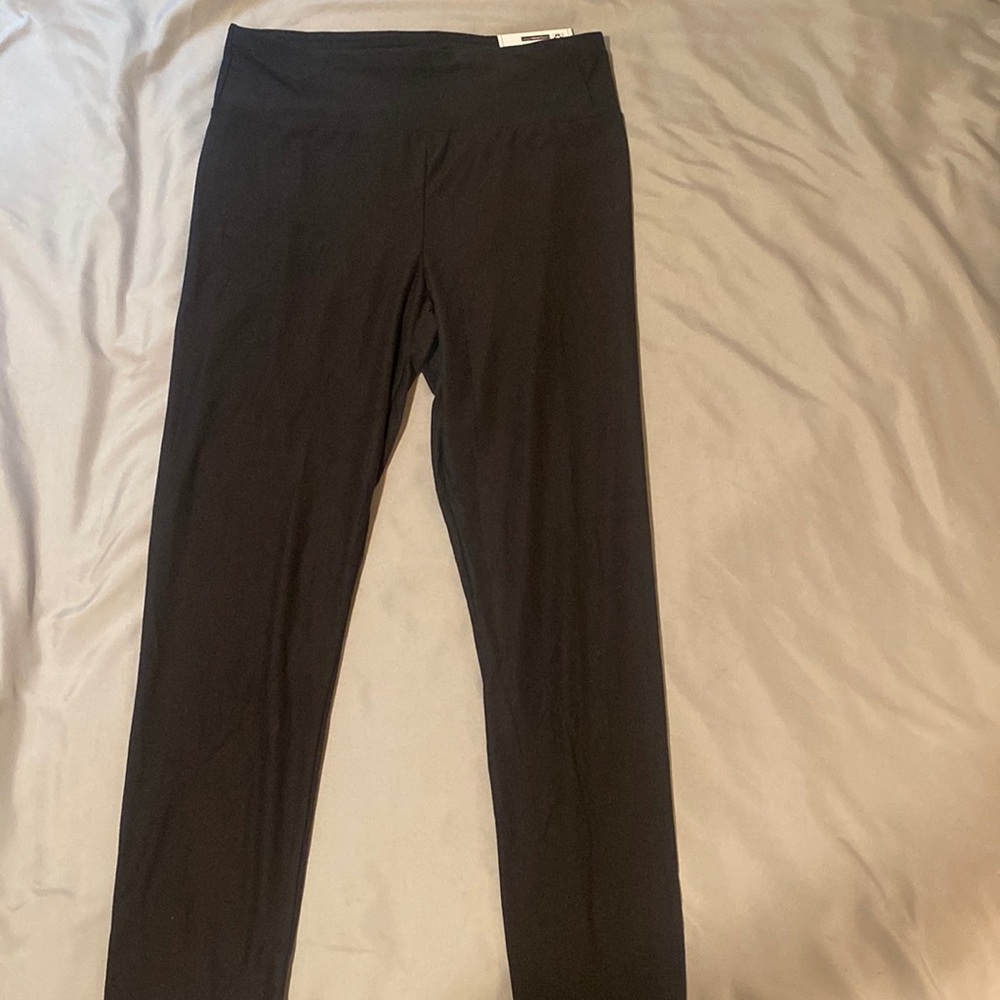 Black Capri Leggings